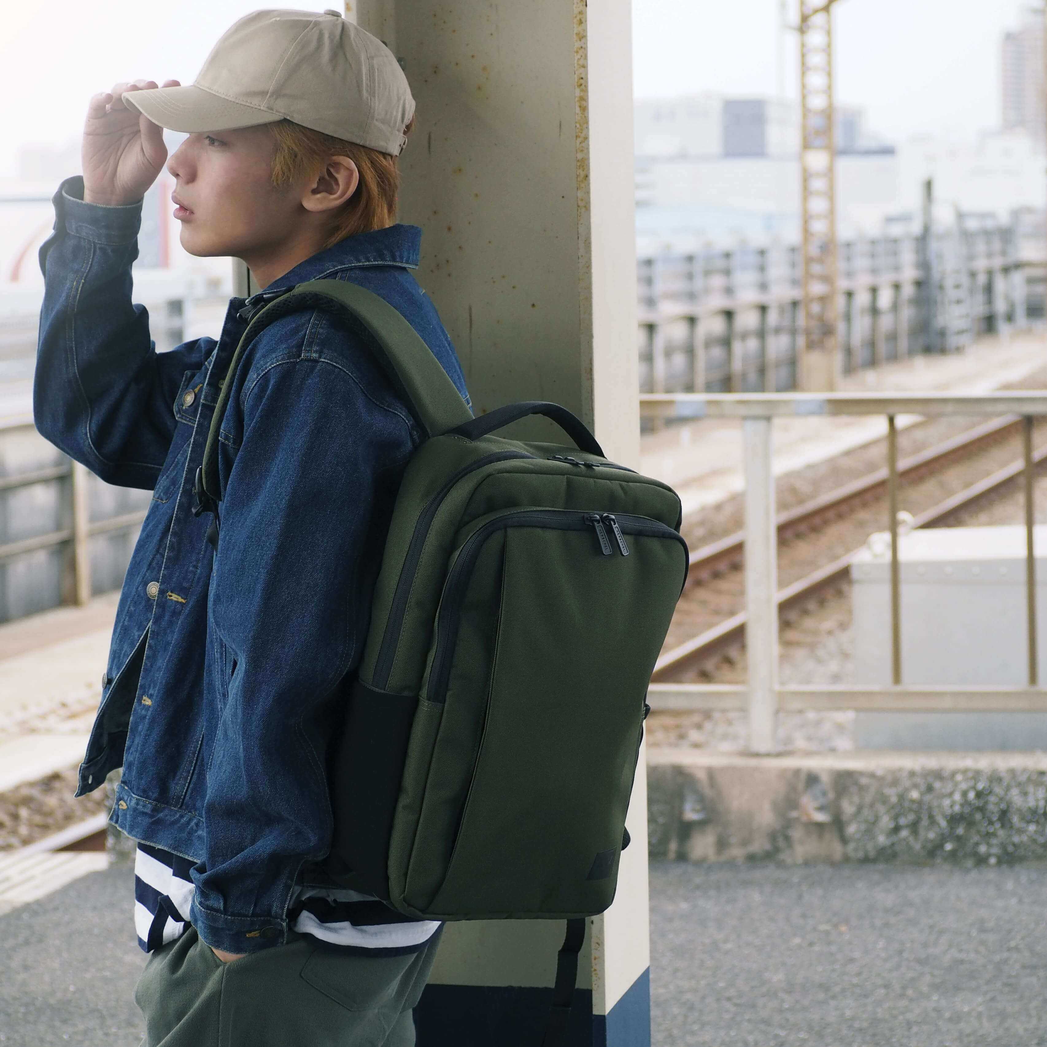 KASLO DAYPACK TECH | Herschel Supply (ハーシェルサプライ) 公式 